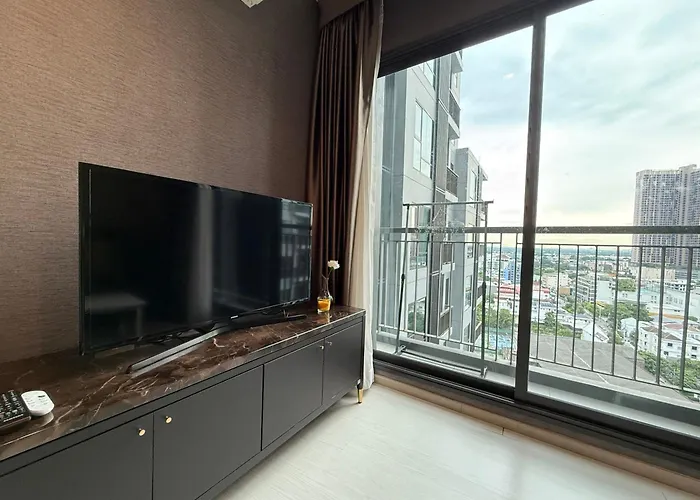 Apartment Bts Thong Lor High -rise *